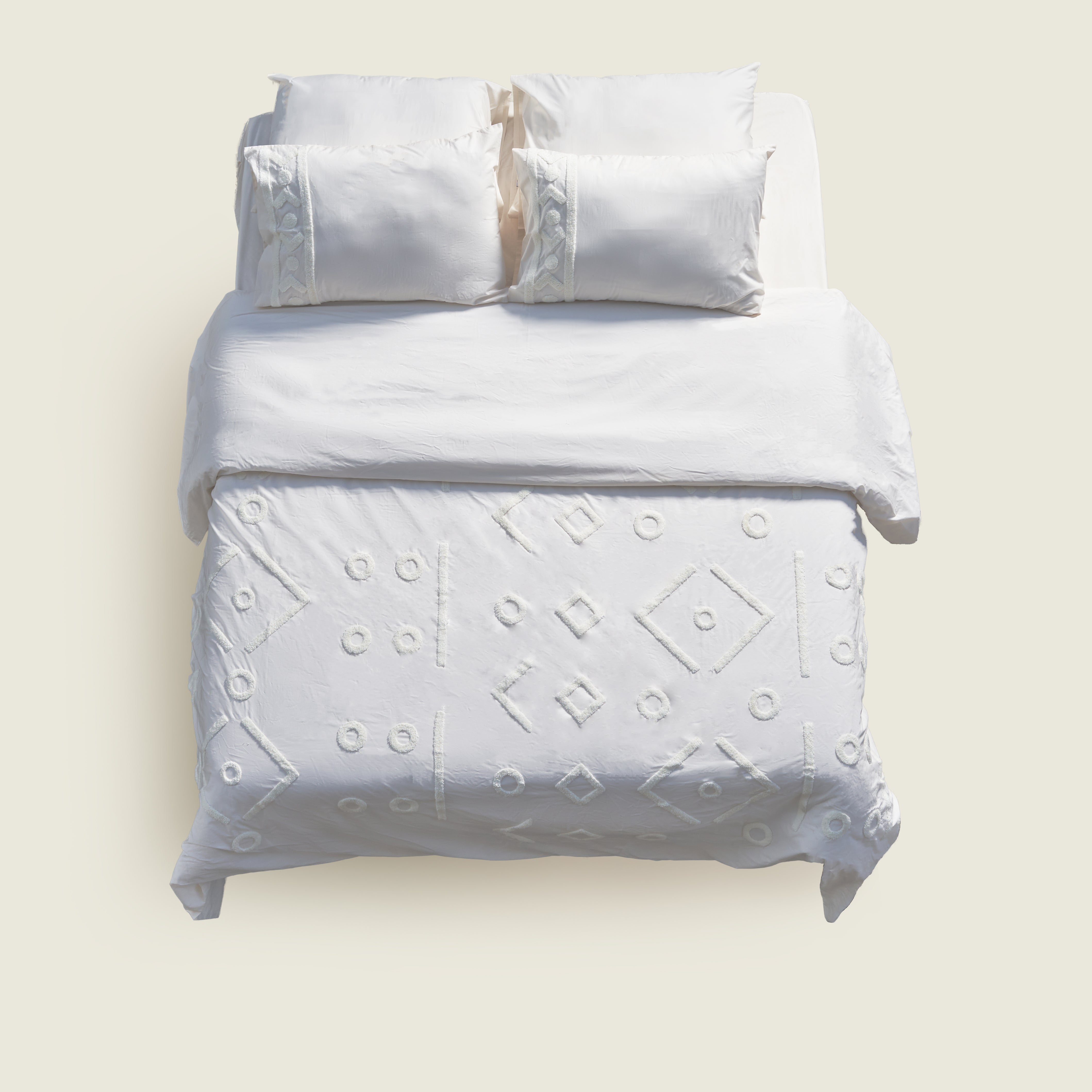 Tufted Duvet Set in Ivory - Arrows