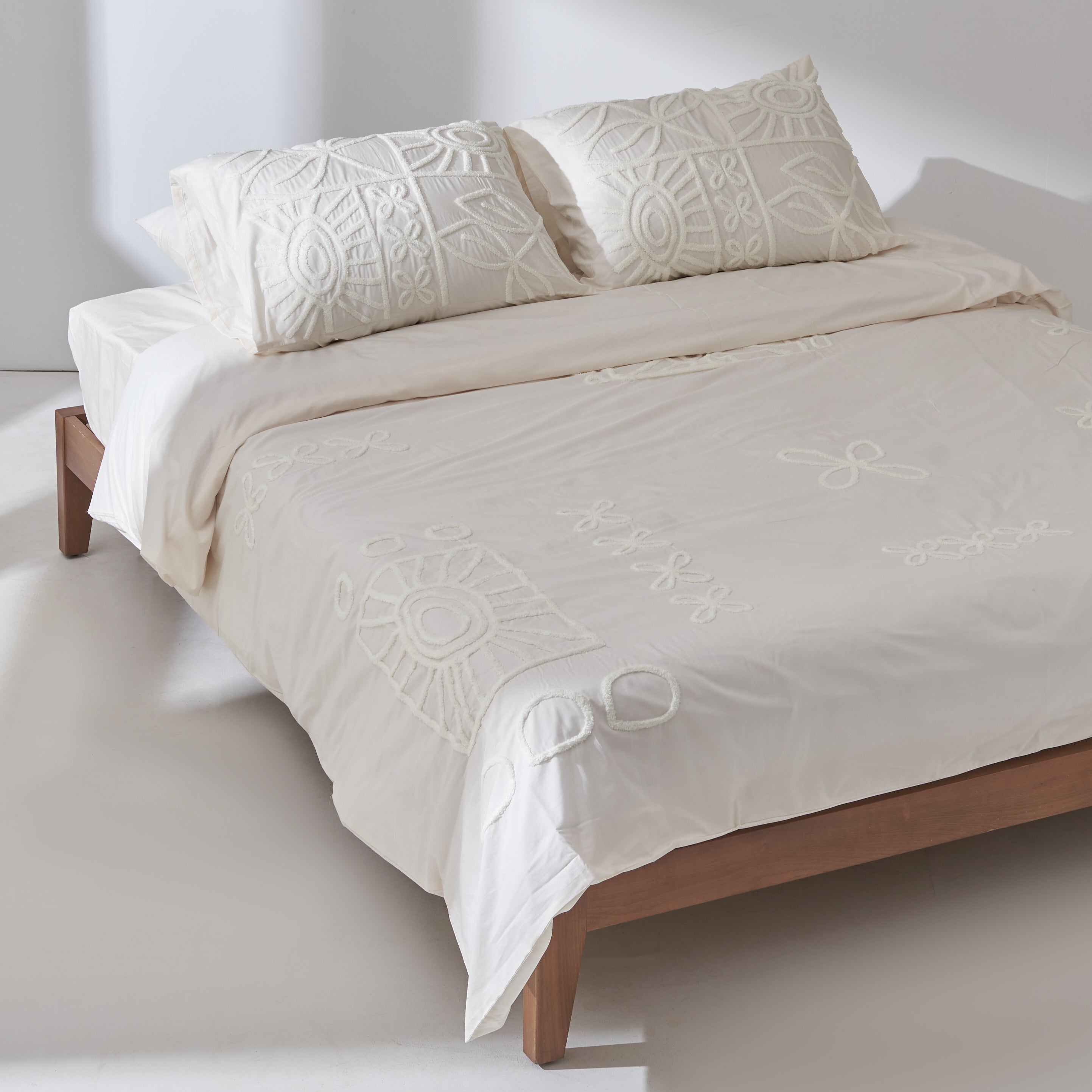 Tufted Duvet Set in Ivory - Tribal